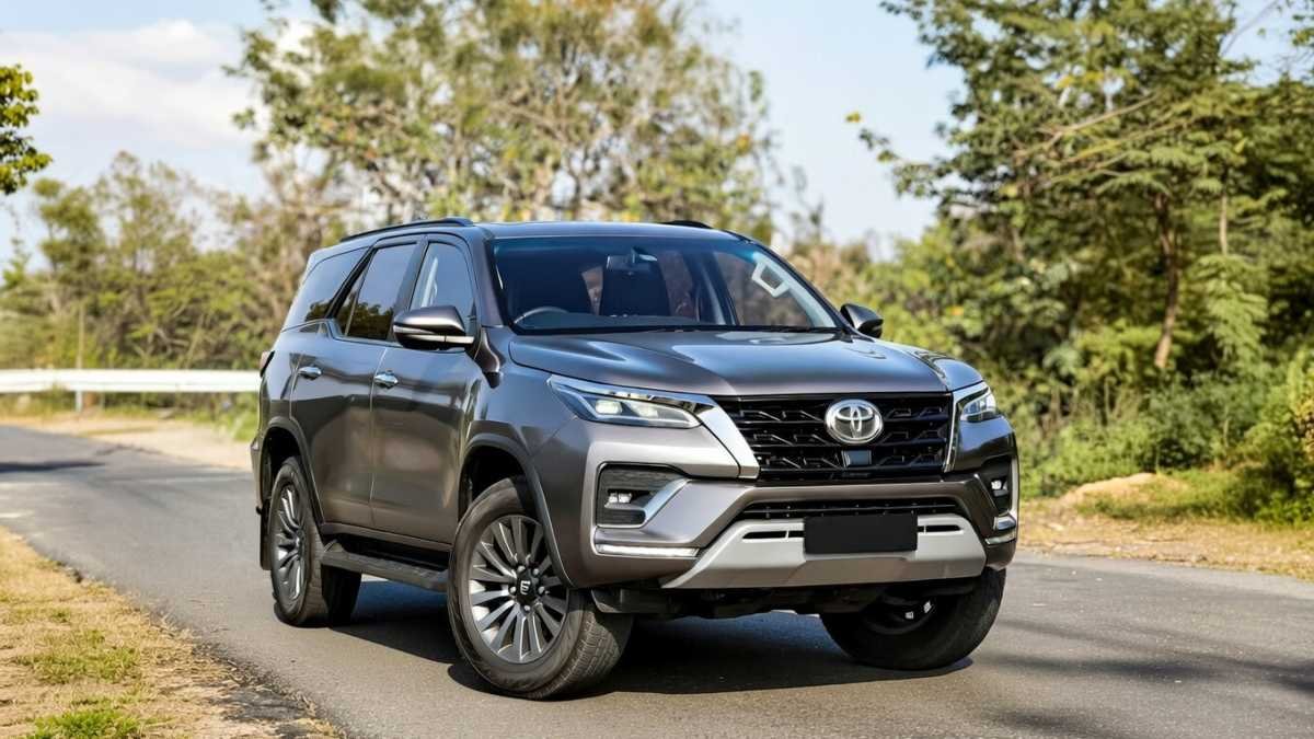 Toyota Fortuner Legender